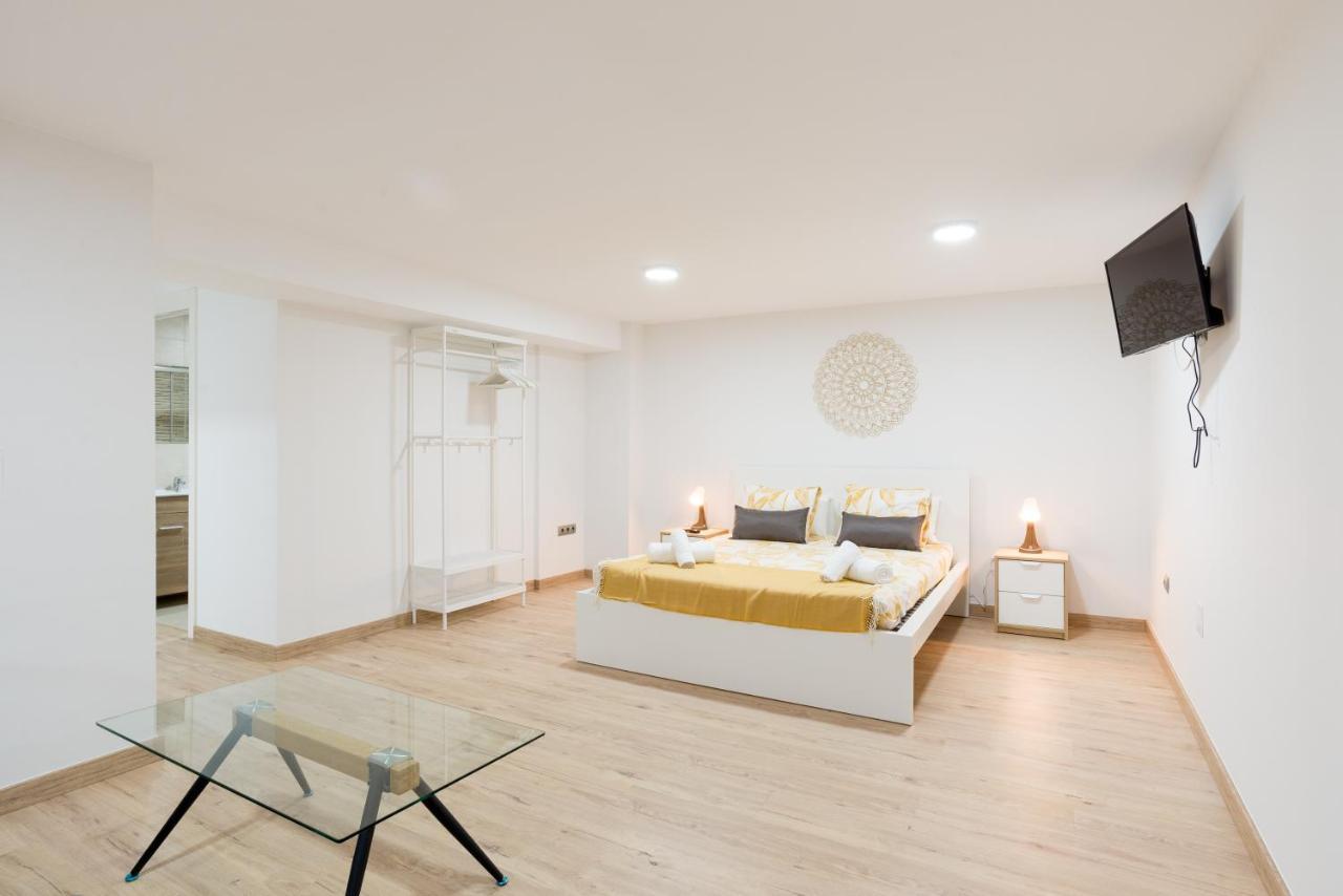 Duplex Cienfuegos II & Old Town By Ele Apartments Malaga Exterior photo